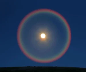 Read more about the article Moonbows: The Magical Nighttime Rainbows You Never Knew Existed